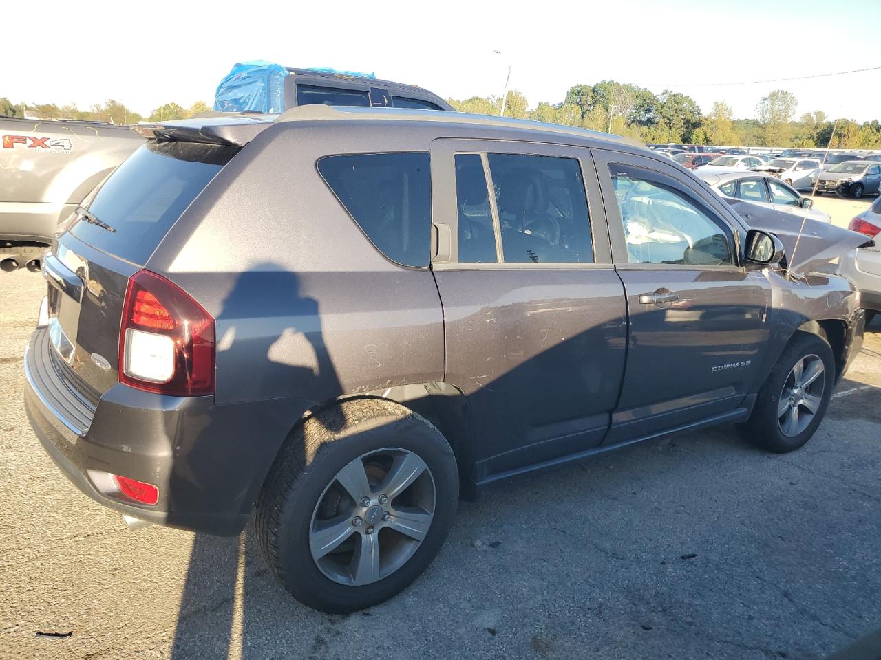 Lot #3030737099 2017 JEEP COMPASS LA