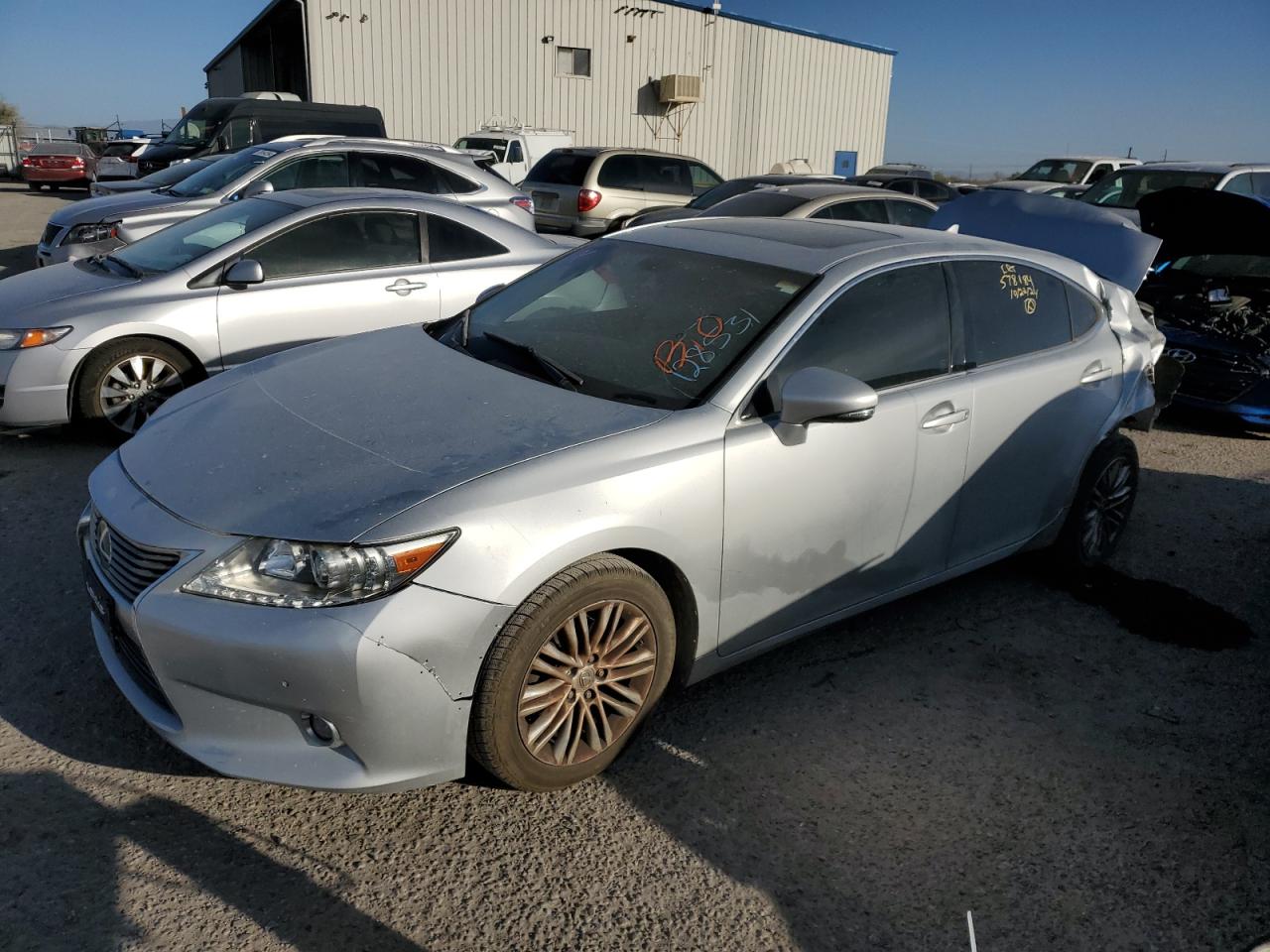  Salvage Lexus Es