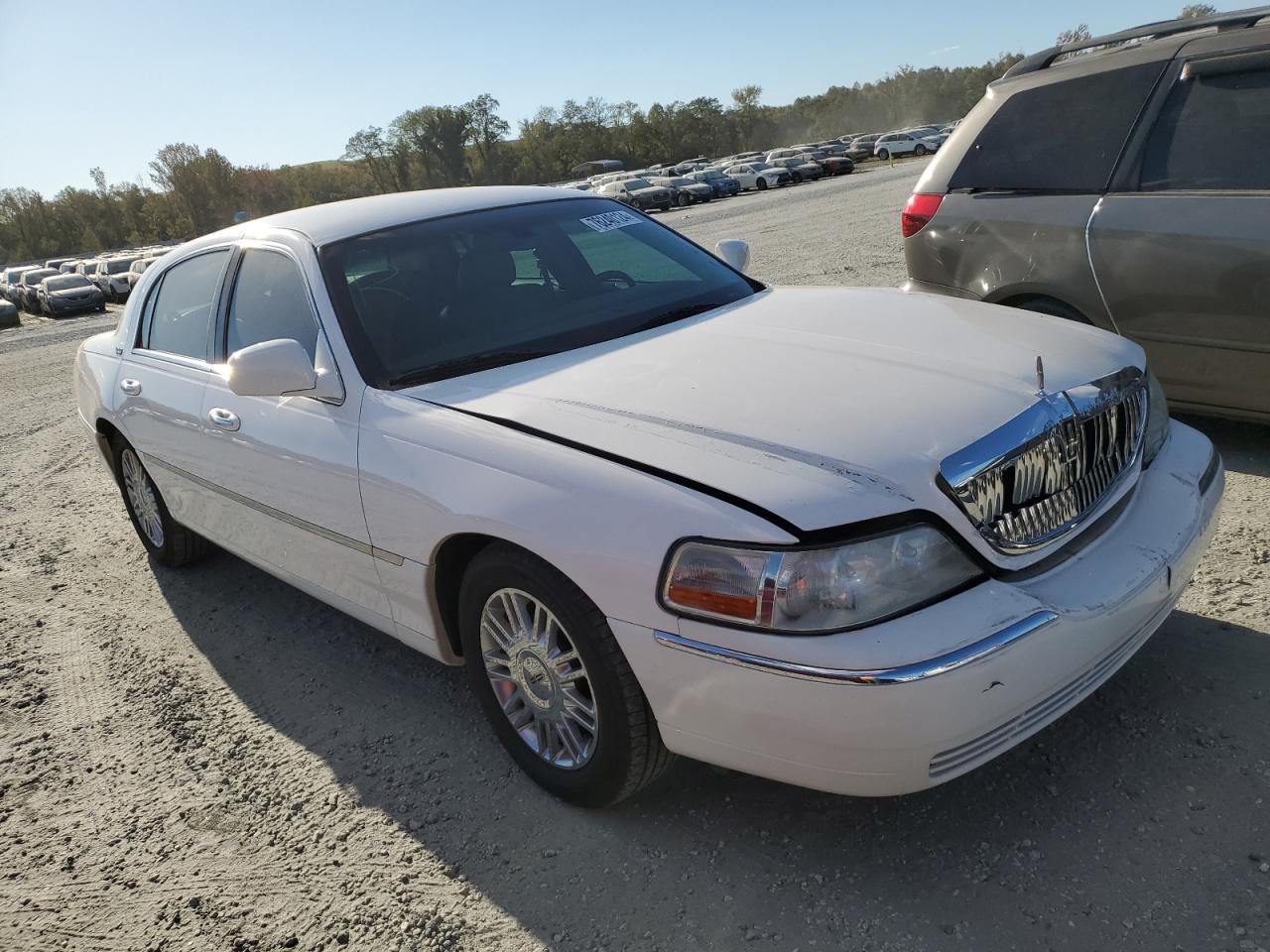 Lot #2921593745 2008 LINCOLN TOWN CAR S