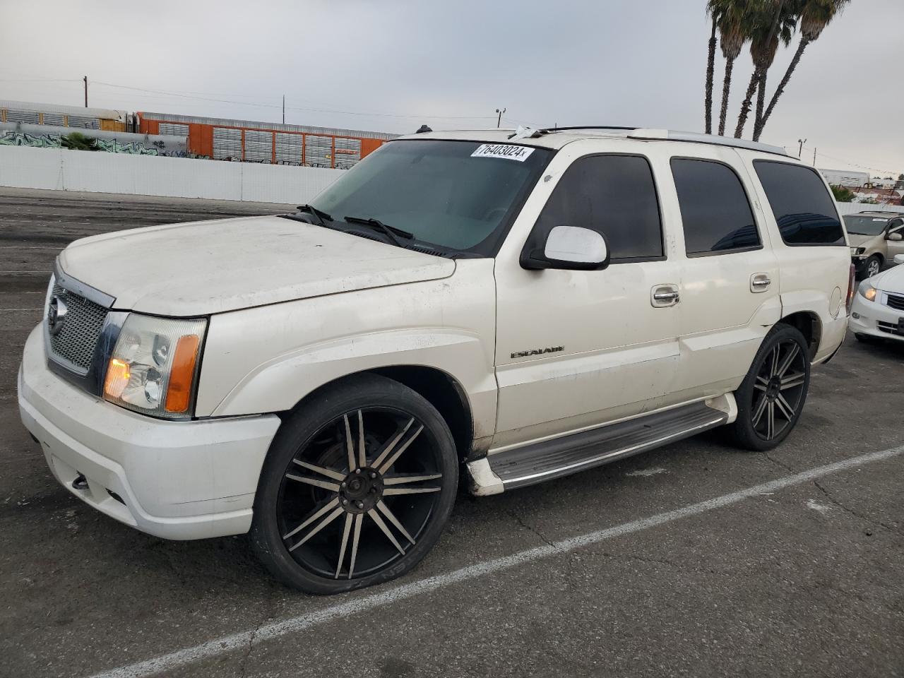 Lot #2912028782 2003 CADILLAC ESCALADE L