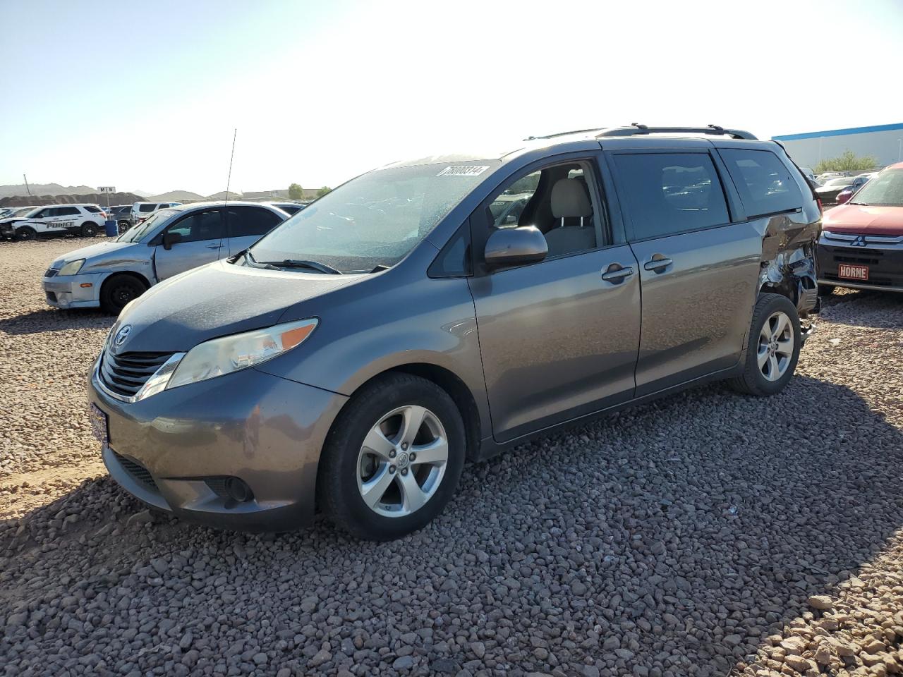  Salvage Toyota Sienna