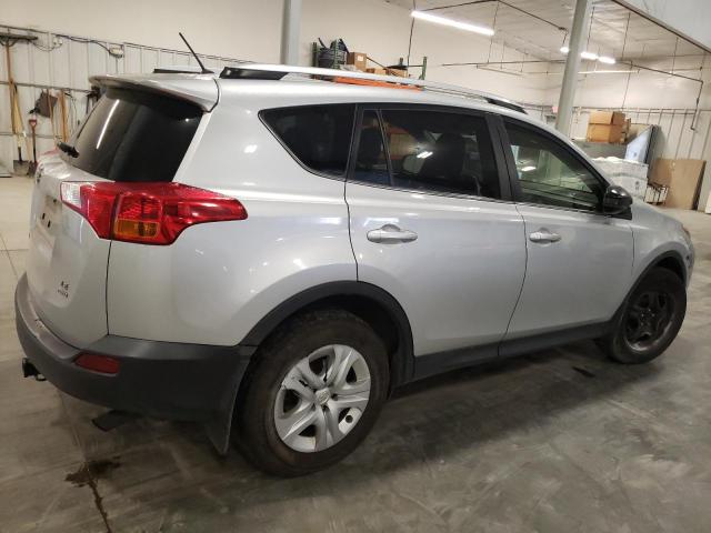 VIN JTMBFREV4FD162912 2015 Toyota RAV4, LE no.3