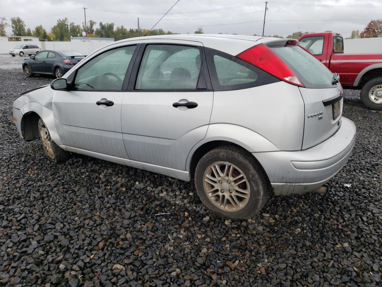 Lot #2977114138 2005 FORD FOCUS ZX5