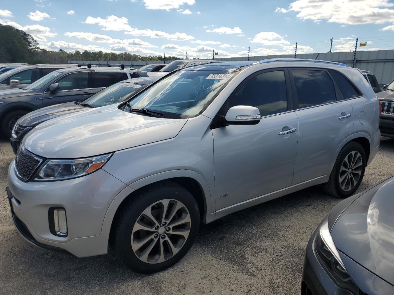  Salvage Kia Sorento