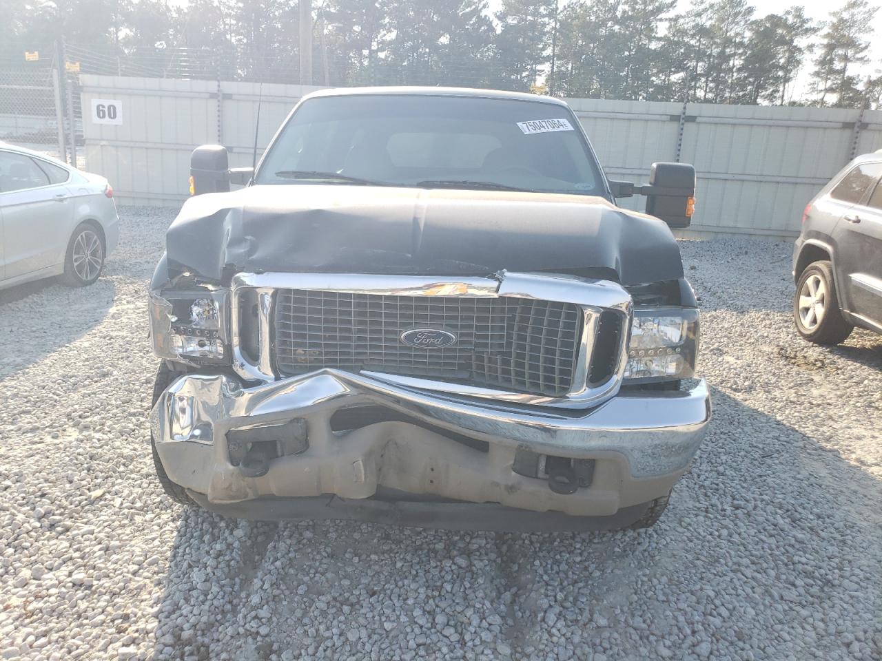 Lot #2955131804 2000 FORD EXCURSION