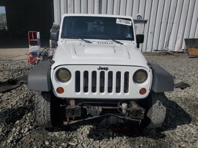 VIN 1C4HJWEG8DL596133 2013 Jeep Wrangler, Sahara no.5