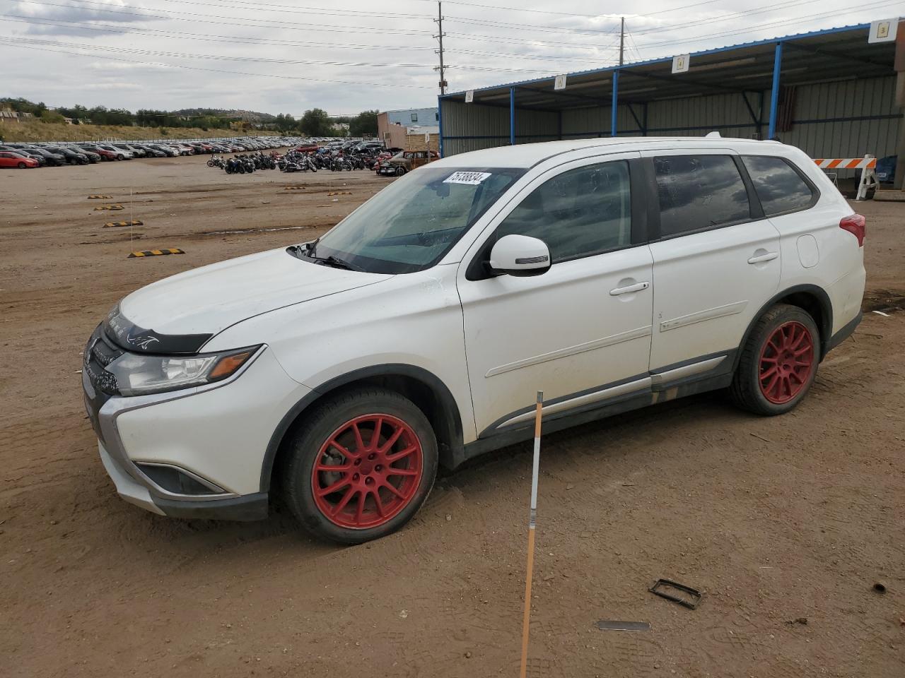 Lot #3030720118 2016 MITSUBISHI OUTLANDER