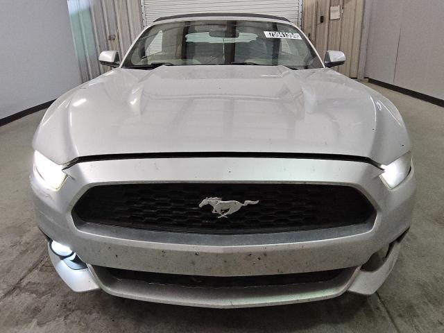 VIN 1FATP8EM8G5243013 2016 Ford Mustang no.5