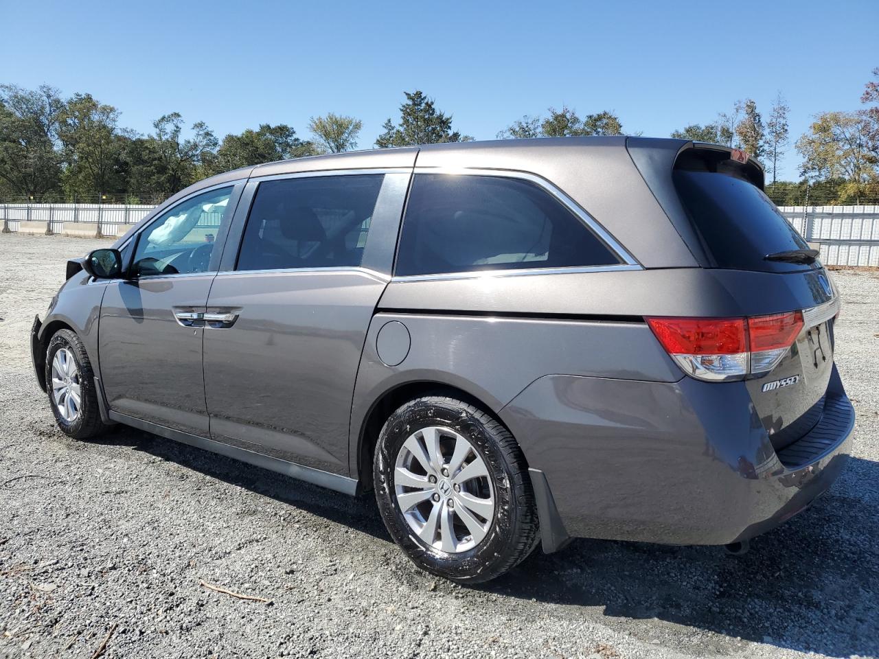 Lot #2954941199 2016 HONDA ODYSSEY EX