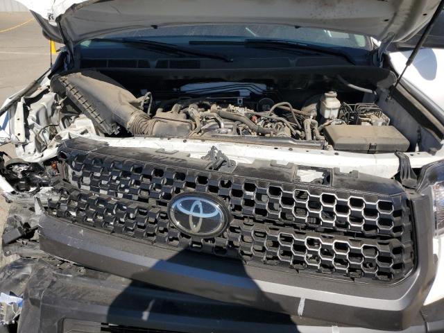 VIN 5TFRM5F13JX124958 2018 TOYOTA TUNDRA no.11