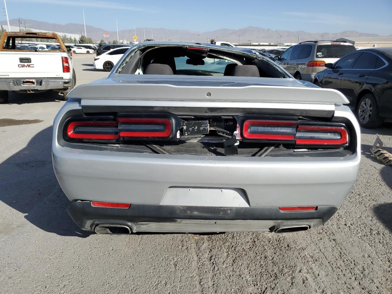 Lot #3024395526 2020 DODGE CHALLENGER