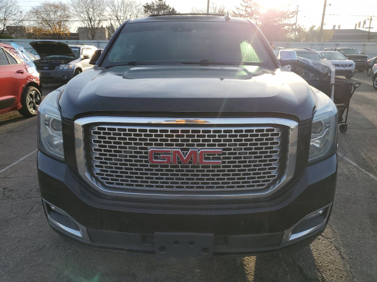 Lot #2945211746 2015 GMC YUKON DENA