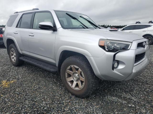 2015 TOYOTA 4RUNNER SR - JTEBU5JR1F5253388