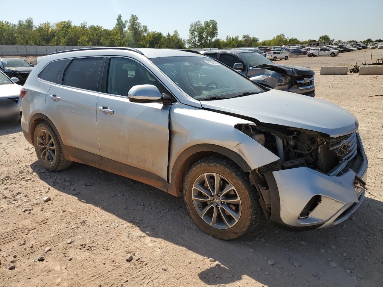 Lot #2921488638 2017 HYUNDAI SANTA FE S