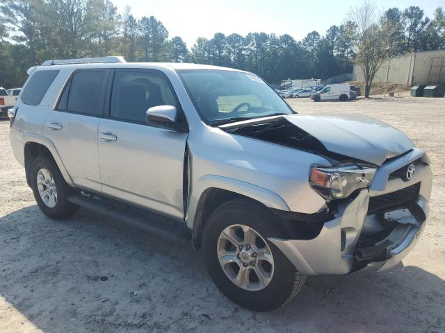 VIN JTEZU5JR6J5176556 2018 Toyota 4runner, SR5 no.4