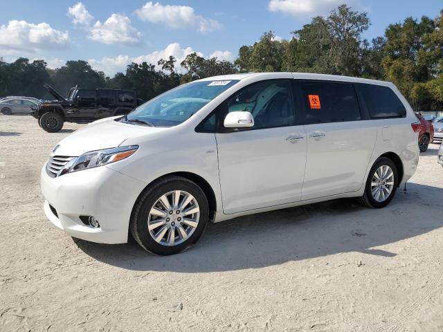 2017 TOYOTA SIENNA XLE #3033524084