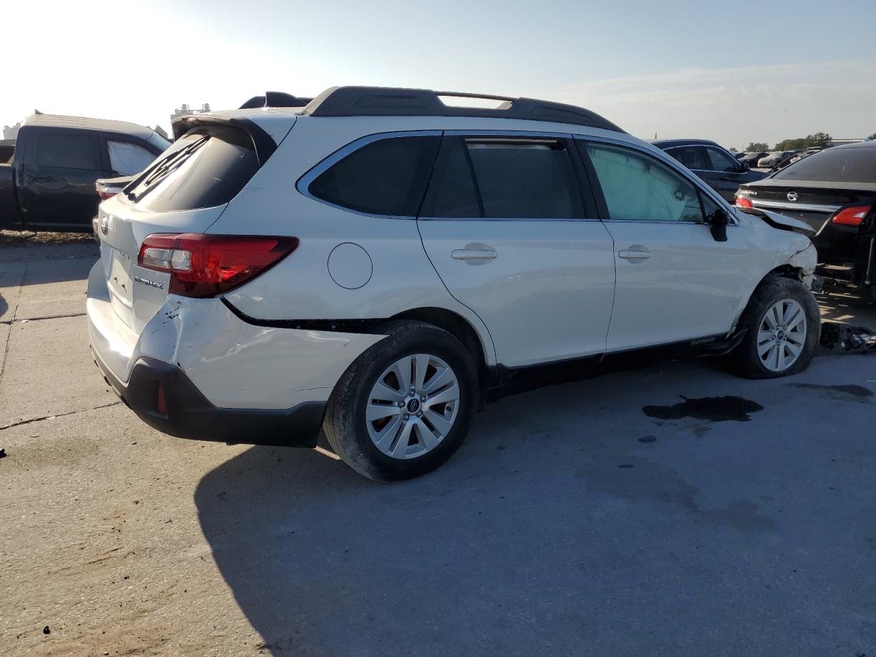 Lot #2942954326 2019 SUBARU OUTBACK 2.