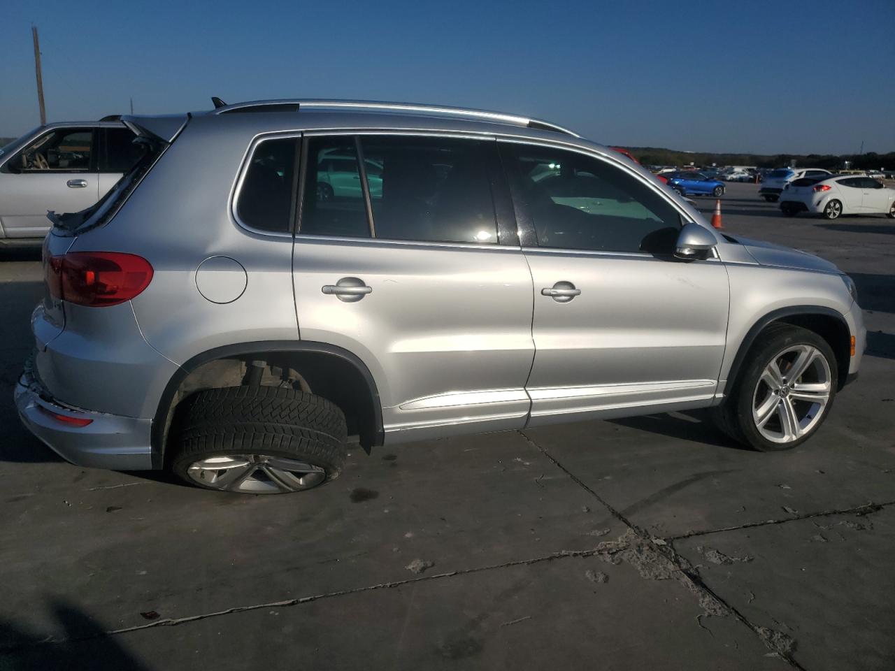 Lot #2960066087 2016 VOLKSWAGEN TIGUAN S