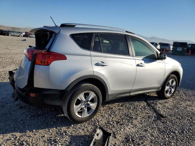 VIN JTMBFREV0D5009113 2013 Toyota RAV4, LE no.3