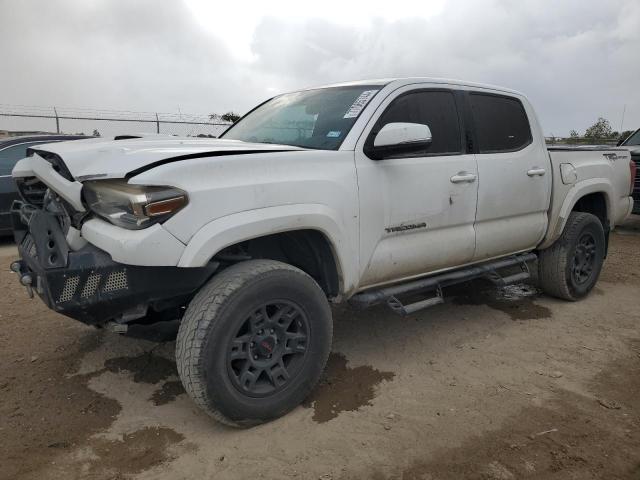 VIN 5TFAZ5CN4HX037019 2017 Toyota Tacoma, Double Cab no.1