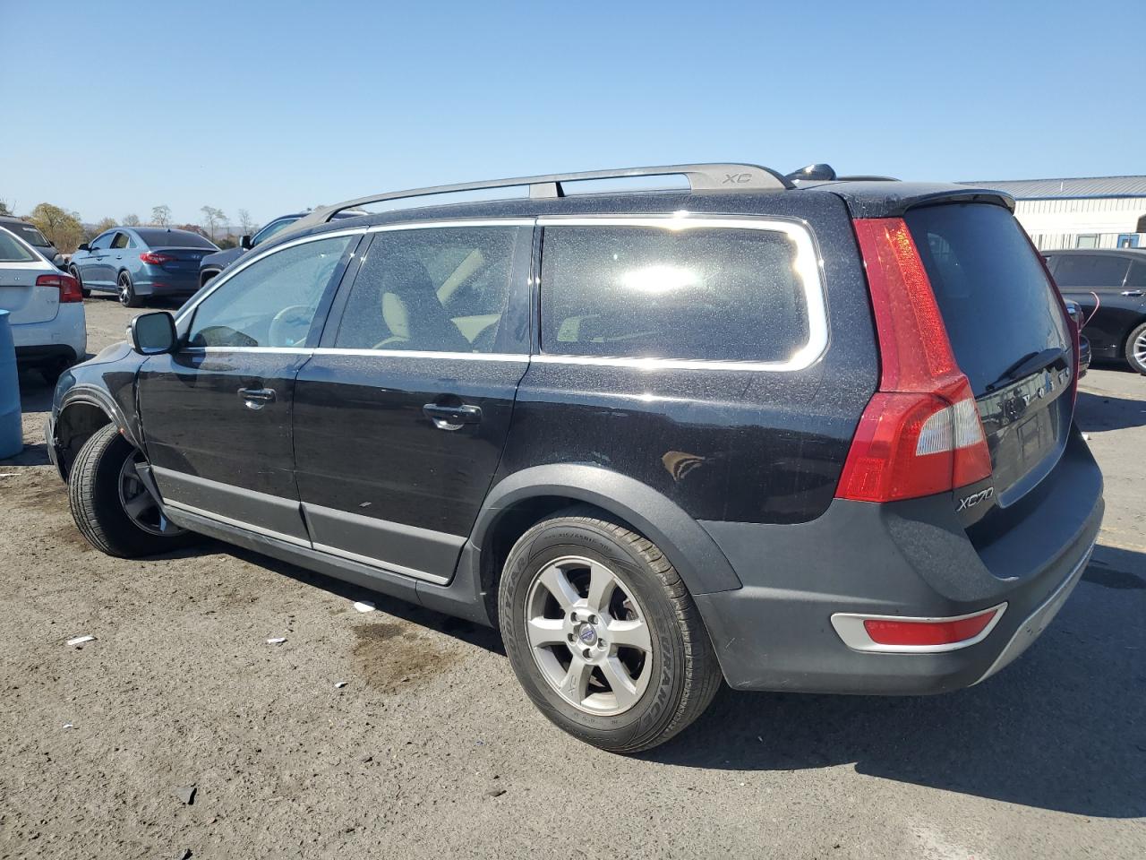 VOLVO XC70 3.2