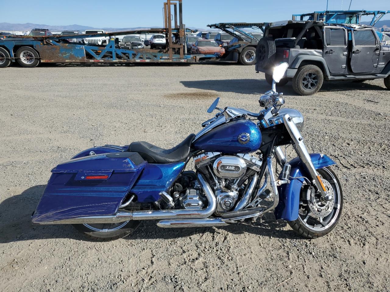 Harley Davidson CVO Road King 5 2013 FLHRSE5