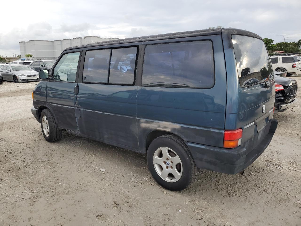 Lot #2942719752 1993 VOLKSWAGEN EUROVAN MV