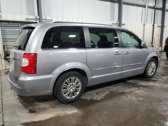 2016 CHRYSLER TOWN & COU - 2C4RC1CG0GR222227