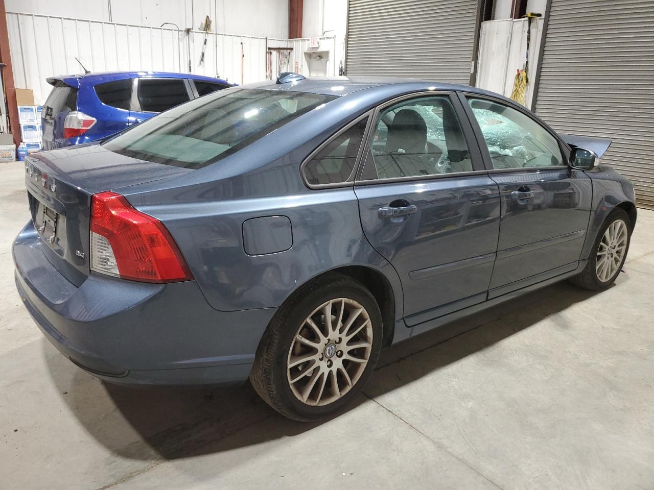 Lot #2936157344 2010 VOLVO S40 2.4I