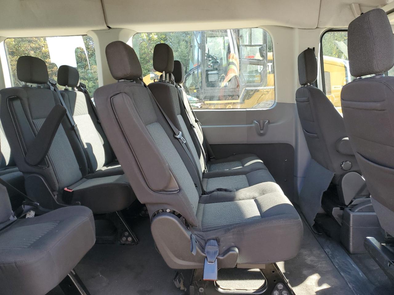 Lot #2909142343 2017 FORD TRANSIT T-