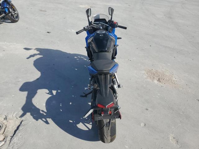 2024 SUZUKI GSX800 F JS1EM13B0R7101387