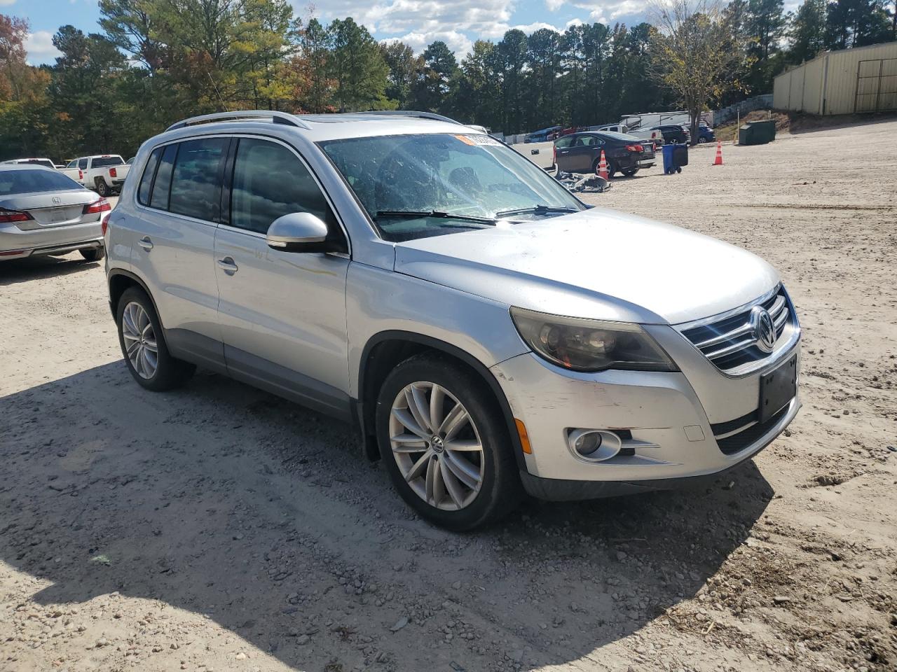 Lot #2921433488 2009 VOLKSWAGEN TIGUAN SE