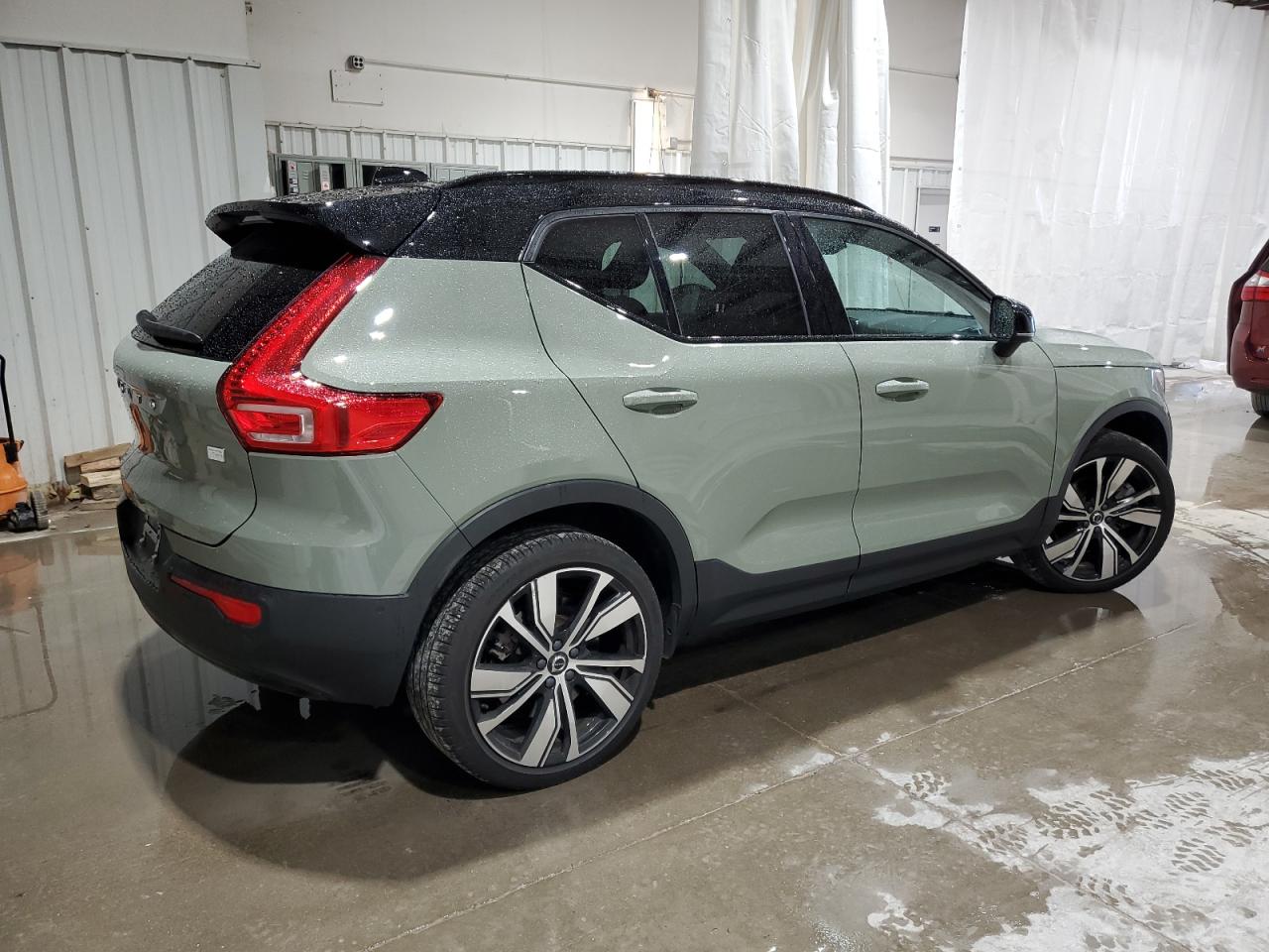 VOLVO XC40 P8 RE 2022 green  electric YV4ED3UB9N2762033 photo #4