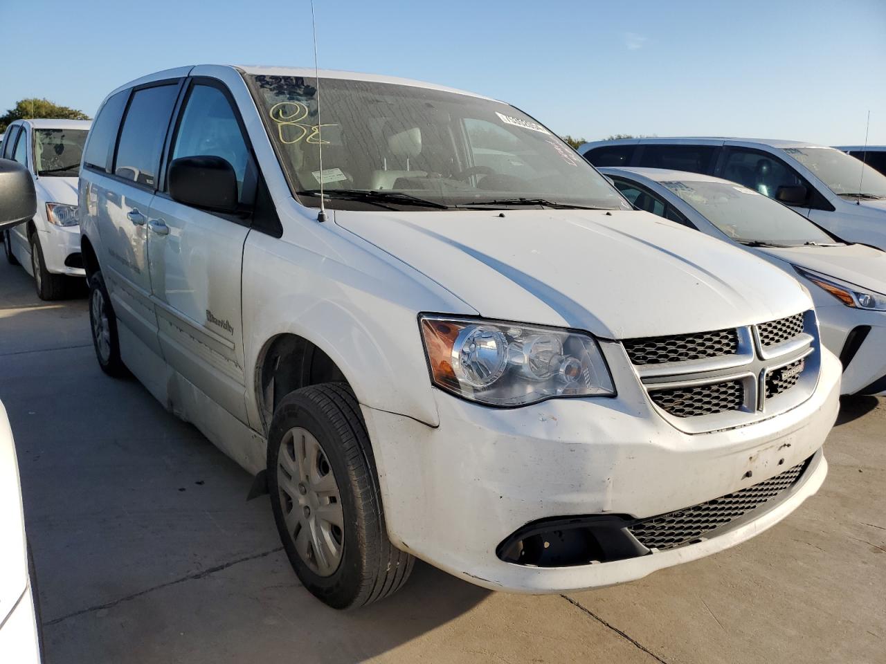 Lot #2942308143 2017 DODGE GRAND CARA