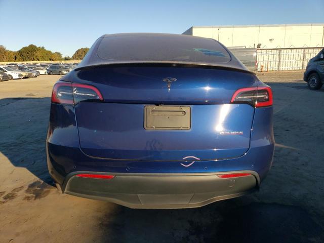 VIN 7SAYGDEF7NF405710 2022 TESLA MODEL Y no.6