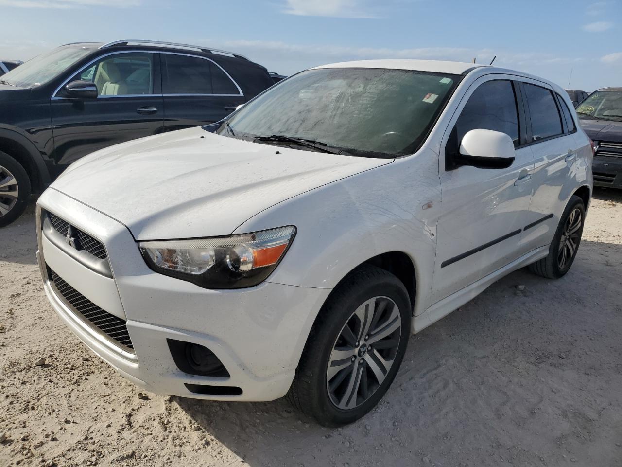 Mitsubishi Outlander Sport 2012 MEDIUM