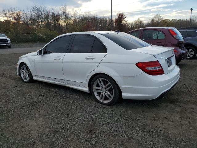 VIN WDDGF8AB0ER313652 2014 Mercedes-Benz C-Class, 3... no.2