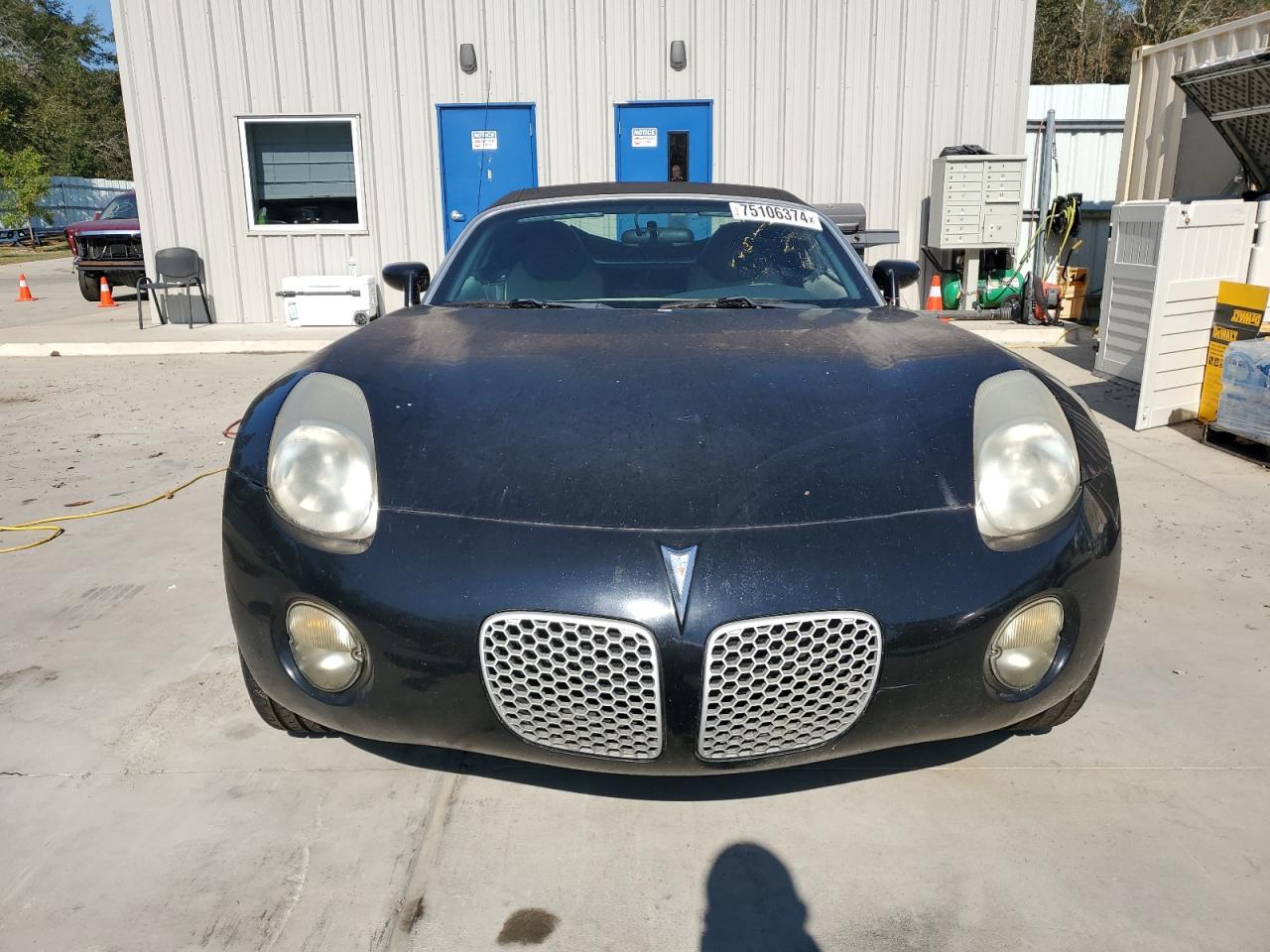 Lot #2955393811 2006 PONTIAC SOLSTICE