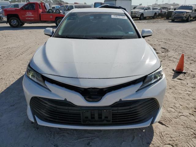 VIN 4T1B11HKXJU584253 2018 Toyota Camry, L no.5