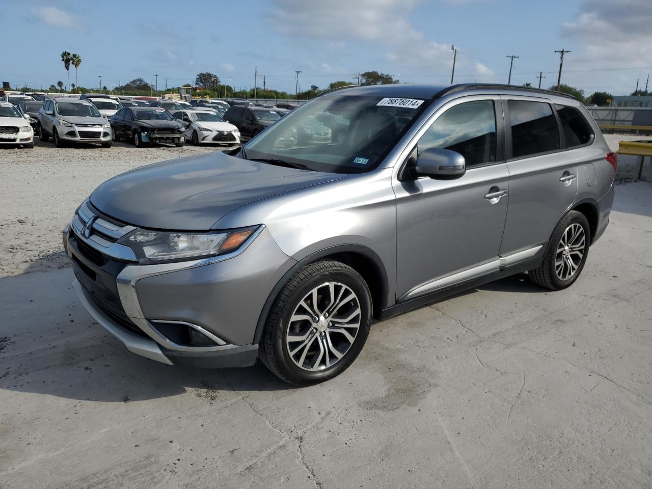 Lot #2989217748 2016 MITSUBISHI OUTLANDER