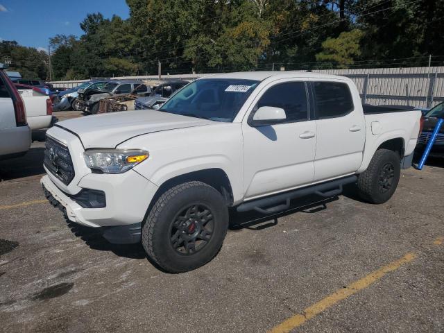 VIN 5TFAX5GN5HX084964 2017 Toyota Tacoma, Double Cab no.1