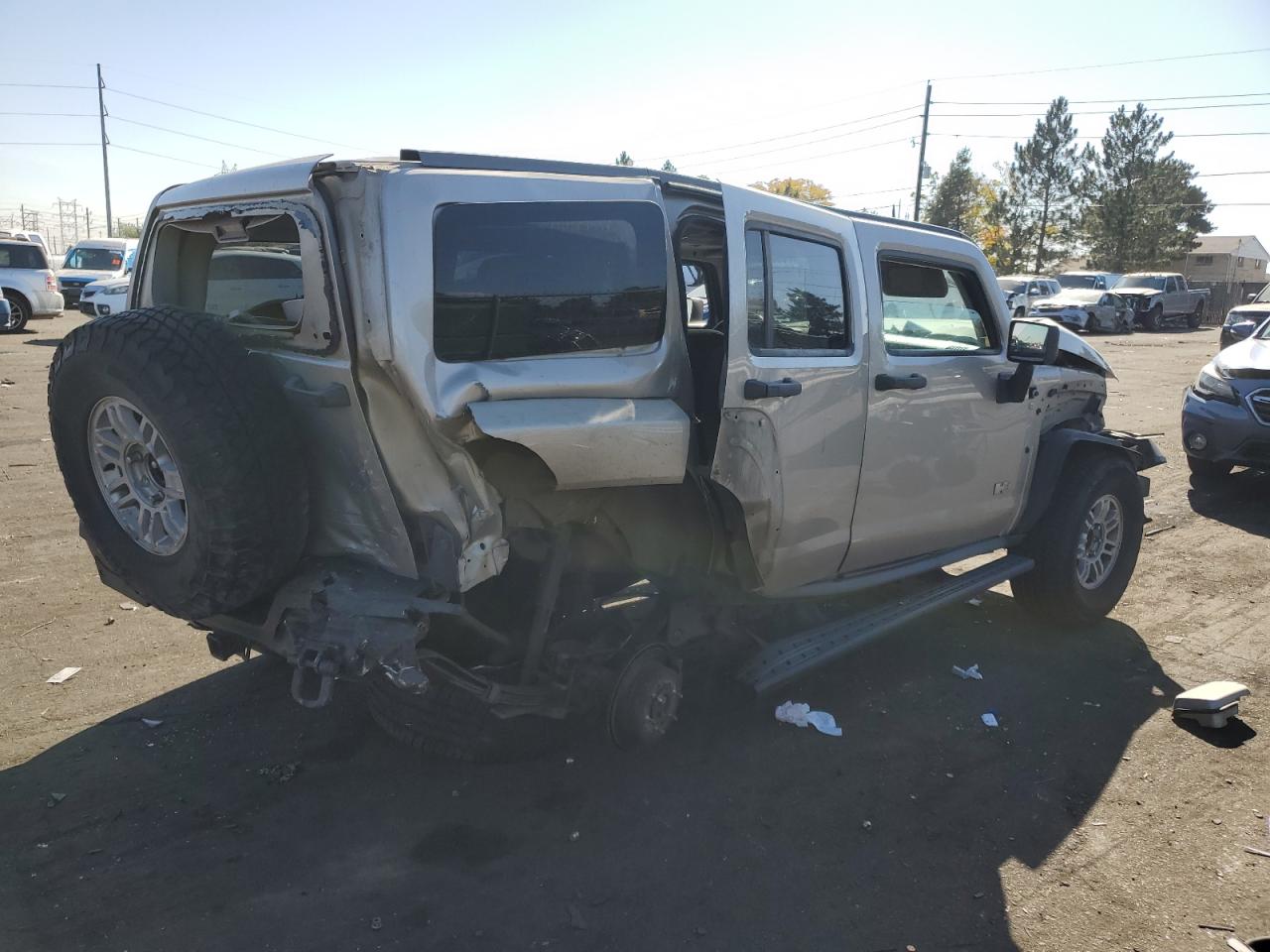 Lot #2945585146 2009 HUMMER H3