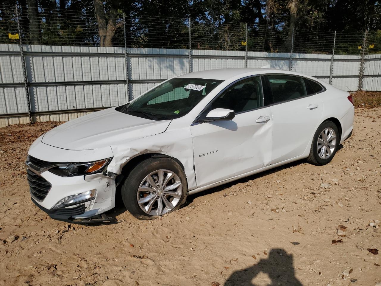 Lot #3022936140 2020 CHEVROLET MALIBU LT