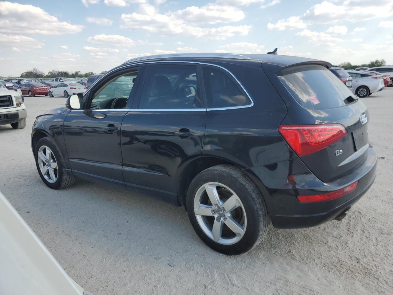 AUDI Q5 PREMIUM 2012 black  gas WA1LFAFP7CA040378 photo #3