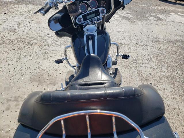 2009 HARLEY-DAVIDSON FLHTCU - 1HD1FC4149Y652396