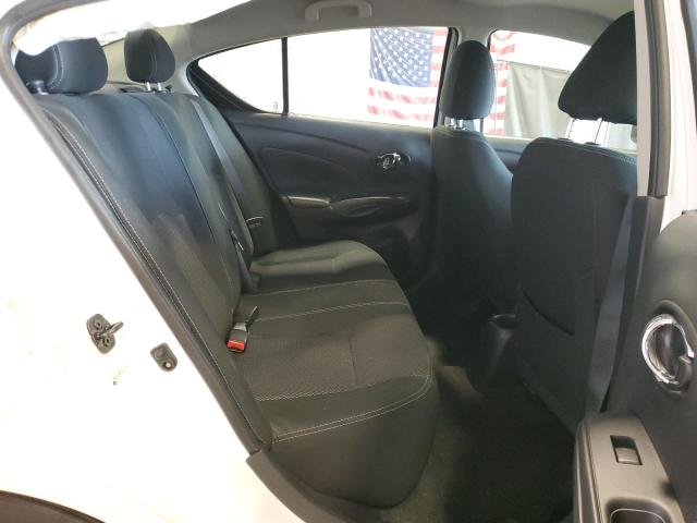 VIN 3N1CN7AP7KL825271 2019 Nissan Versa, S no.10