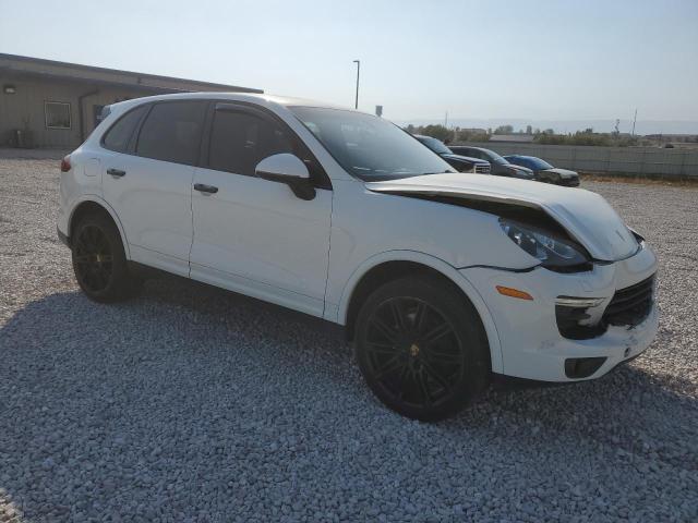 VIN WP1AA2A22JKA03872 2018 PORSCHE CAYENNE no.4