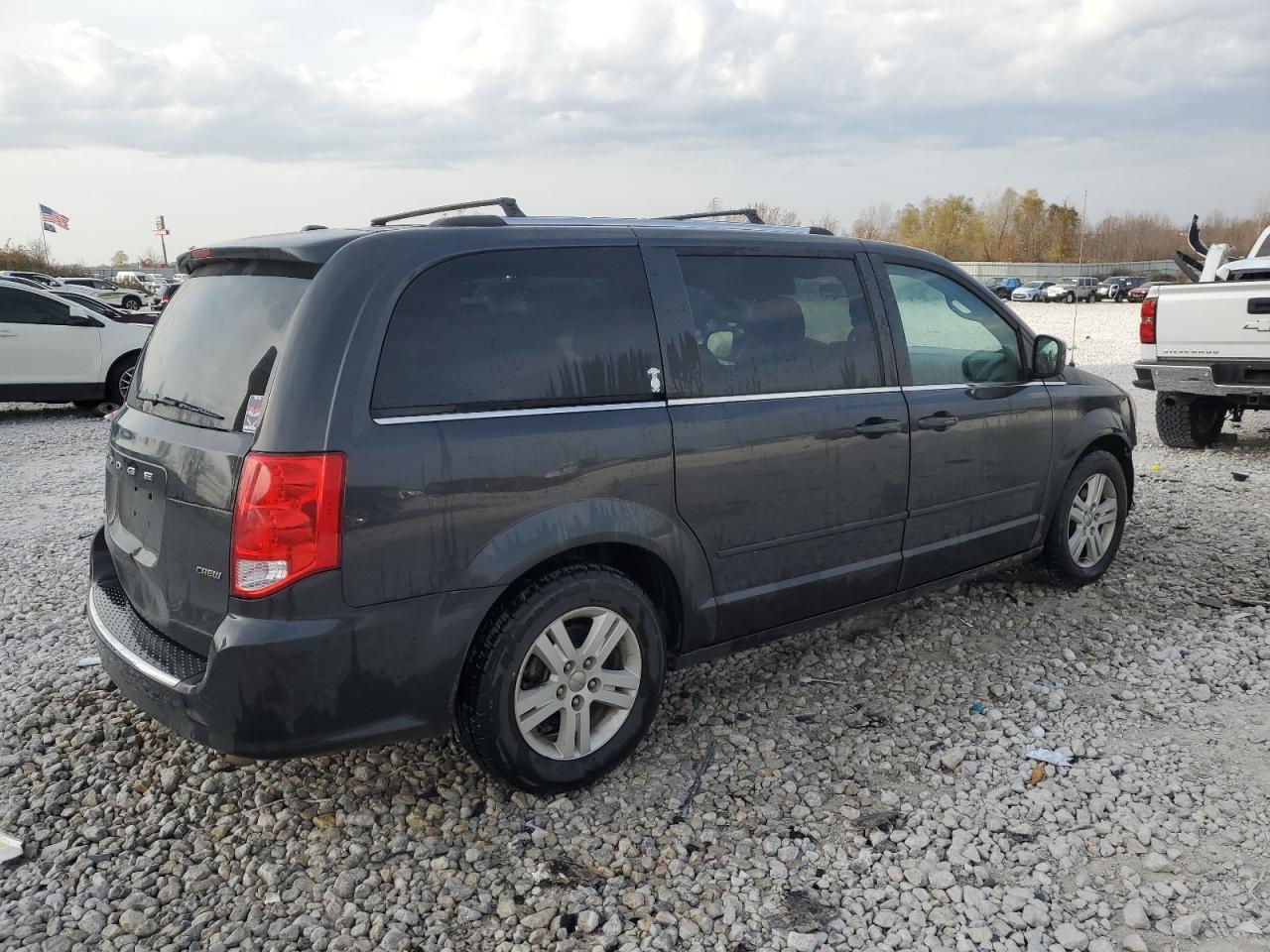 Lot #2943061826 2011 DODGE GRAND CARA