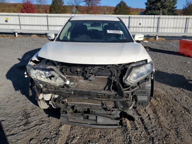 VIN 5N1AT2MV0FC838464 2015 Nissan Rogue, S no.5