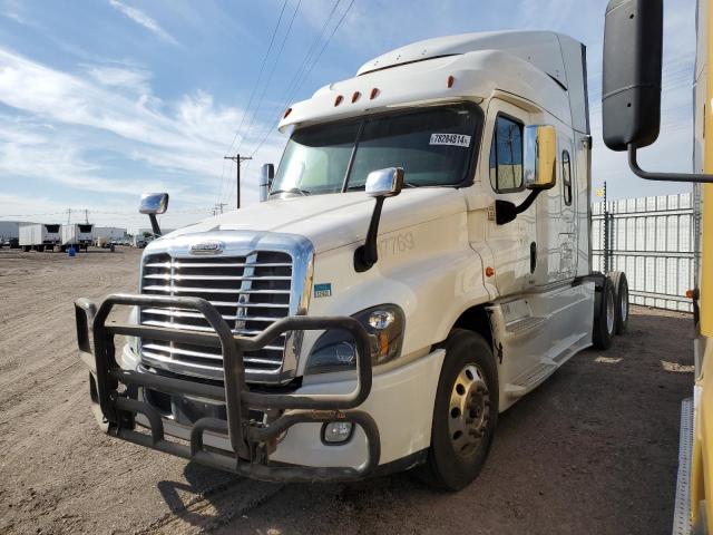 FREIGHTLINER CASCADIA 1 2017 white tractor diesel 1FUJGLDR9HLJB5317 photo #3